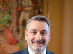 Ontario Looking at Cellphone Ban in Schools and Restricting Social Media